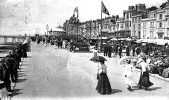 Parade-at-White-Rock.-1912